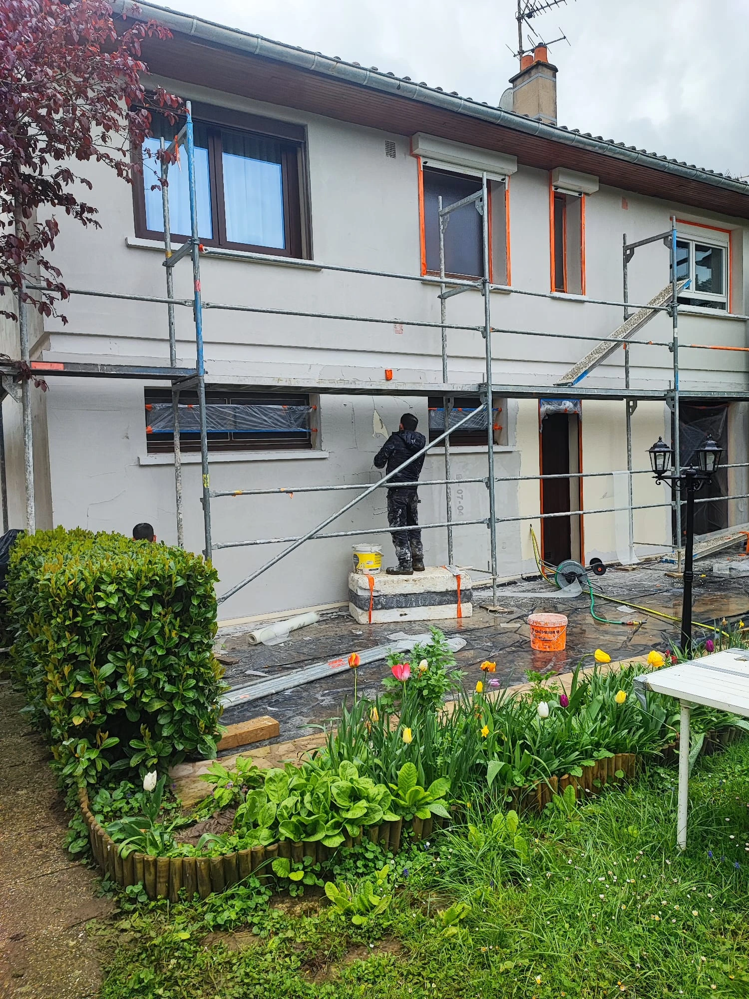 Ravalement de façade sur pavillon après sinistre en Lorraine