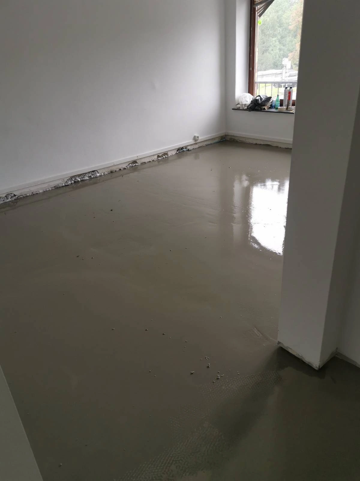 Nouveau plancher porteur avec poutres dimensionnées par calcul de structure