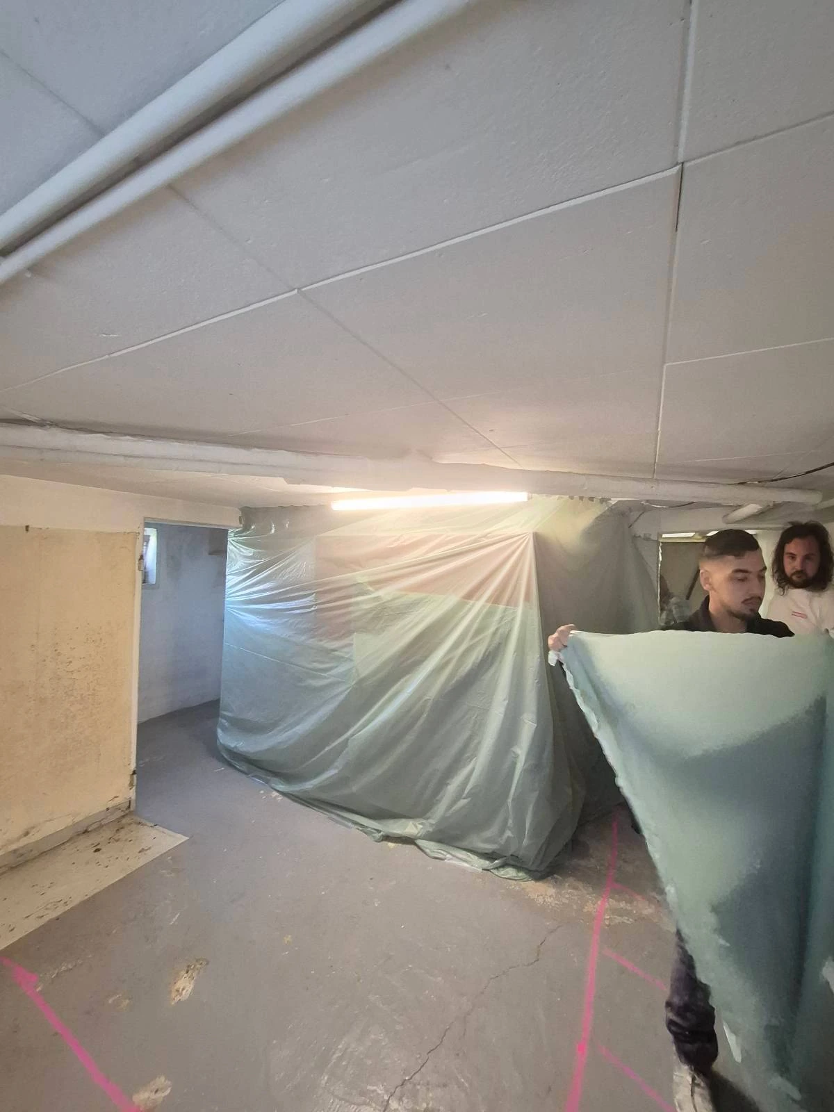 Plancher bois porteur sinistré par un dégât des eaux à Metz
