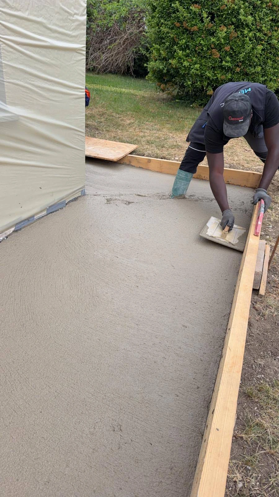 Nouveau plancher porteur avec poutres dimensionnées par calcul de structure